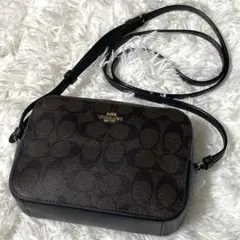 極美品 コーチ カメラバッグ ショルダーバック シグネチャー レザー ジップ開閉