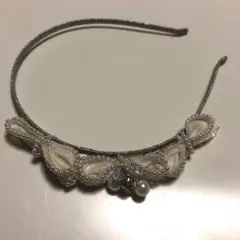 送料無料　美品　おすすめ　ヘアアクセサリー　カチューシャ　リボン　発表会