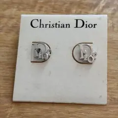 Dior】ピアス ラインストーン ロゴピアス シルバー 片方のみ - メルカリ