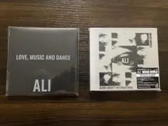 レコード ALI MUSIC WORLD (SINGLES) 完全生産限定盤 - メルカリ