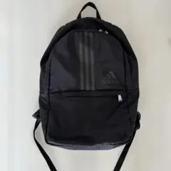 adidas 黒 リュック