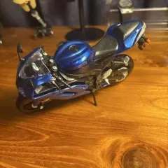 マルサン 鉄馬Kawasaki Z400FX 1/18スケールモデル - メルカリ