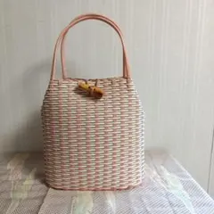 Item thumbnail for item 88b06376-e6eb-4dd1-8466-4f3d138fe86f