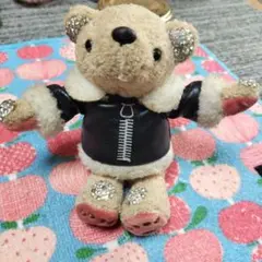 レザージャケットクマぬいぐるみチャーム 約16cm