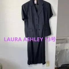 LAURA ASHLEY半袖サマースーツ　13号のサムネイル