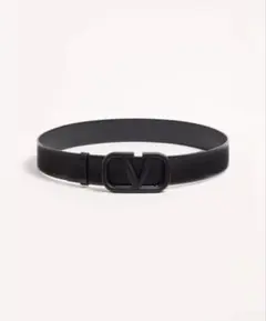 VALENTINO 黒レザーベルト ロゴバックル