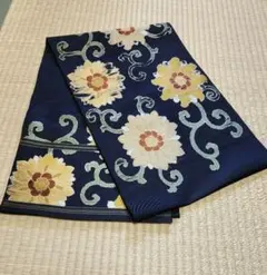 お値下げ済み　<中古・アンティーク帯> 正絹　袋名古屋帯　インテリアなどの飾り用