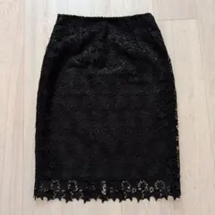 【新品未使用】Loulou Willoughby 星柄 レースタイトスカート 黒