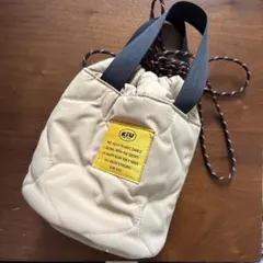 KIU ショルダーバッグ サコッシュ ポシェット 2way