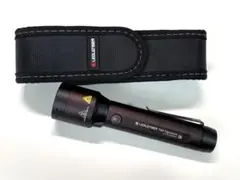 Item thumbnail for item 2e6fbfa1-f3a6-4192-8de8-3816a2f2f4ef