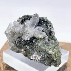 透明度高！緑泥石入りヒマラヤ水晶 (クローライト・クォーツ)ガーデン