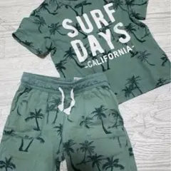 H&M パームツリー柄 Tシャツとショートパンツセットのサムネイル