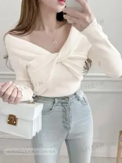 DAZY 無地柄 ツイスト フロント セーター