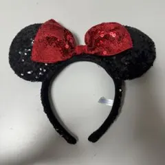 【美品】ミニーマウスカチューシャ 赤いリボン 赤黒スパンコール ミニーちゃん