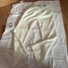 新品 リブフレアパンツ Lサイズ アイボリー　ホワイト