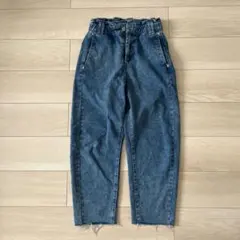 ダークブルー デニムパンツ