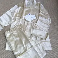 【新品　未使用】ワコール睡眠化学レディースパジャマ　M　シルク100%　ベージュ