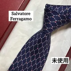 未使用　サルバトーレフェラガモ　ネクタイ　紺　旗　水玉のサムネイル