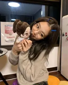 BLACKPINK ジェニ　ぬいぐるみ