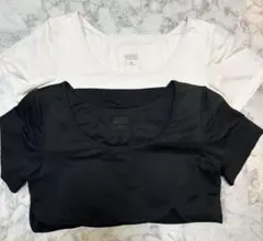 ユニクロ　ヒートテック　半袖　カップ付き　黒　白　2枚セット　150