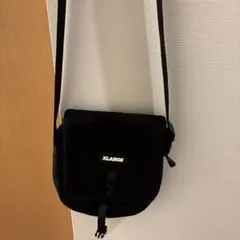 XLARGE ブラック ショルダーバッグのサムネイル
