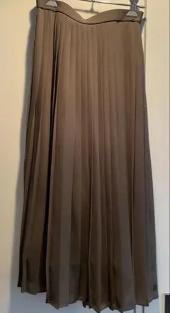 UNIQLO シフォンプリーツロングスカート(M)