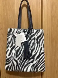 Item thumbnail for item fcf8209d-c760-4784-a588-7dfef0ccf3bf