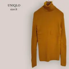 ユニクロUNIQLOエクストラファインメリノリブタールネックセーター　S