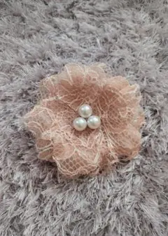 髪飾り　ヘアアクセサリー　コサージュ　ヘア飾り　パール　レース