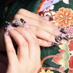 ネイルチップ 黒と透明のグラデーション 10個入り