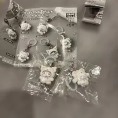 サンリオめじるしアクセサリー　ふわふわスノー　クロミとシナモロール　2つセット