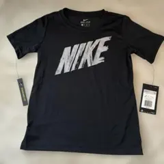 NIKE 新品　タグ付き　ブラック　130