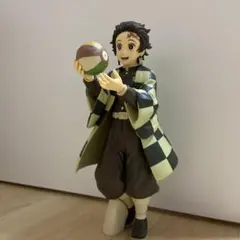 鬼滅の刃　竈門炭治郎　フィギュア　戯典