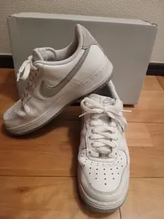 NIKE AIR FORCE 1 07 スニーカー メンズ ホワイト 白 箱付き