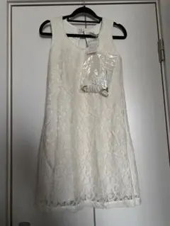 新品タグ付⭐︎Khajuシップス ホワイト レース ノースリーブ トップスのサムネイル