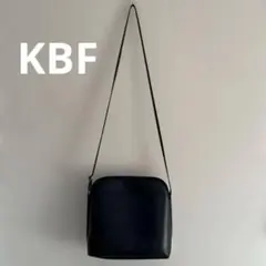 KBF ブラック ショルダーバッグ　ブラック
