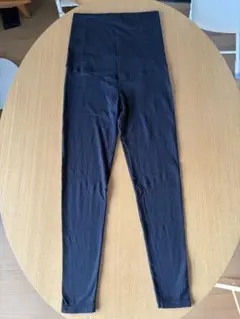 UNIQLO マタニティレギンス10分丈　Mサイズ