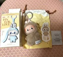 【C】ラブブ アルファベット イニシャル ぬいぐるみペンダント キーリング