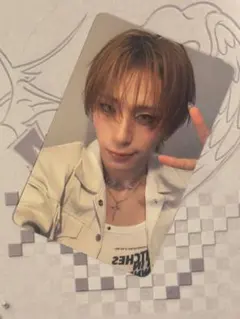 XLOV トレカ hellolive コンプセット - メルカリ