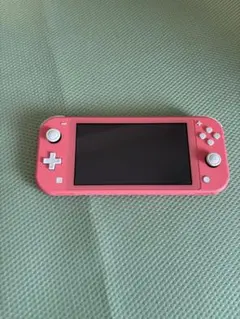 Nintendo Switch Lite コーラル　ピンク