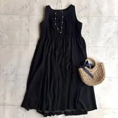 極美品 レキップ ヨシエイナバ ノースリーブワンピース 13 ブラック 総裏地のサムネイル