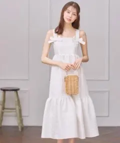 りぼん付きふくれジャガードティアードワンピース