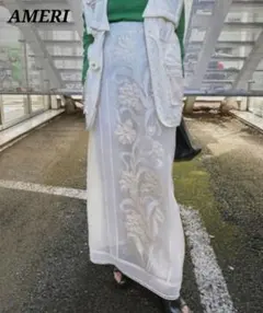 アメリ DIMENSIONAL FLOWER SHEER SKIRTのサムネイル