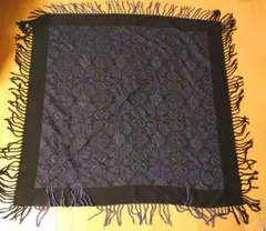 黒と紫のフリンジ付き大判 ストール ペイズリー風の柄