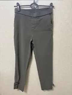 クチュールブローチ オリーブグリーン カーキ カジュアルパンツ リボン