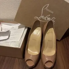 クリスチャンルブタン⭐︎ハイヒール ベージュ パンプス 37.5のサムネイル