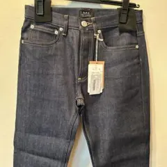 【新品・未使用】A.P.C. PETIT STANDARD サイズ25 A.P.C. ジーンズ PETIT NEW STANDARD メンズ レディース