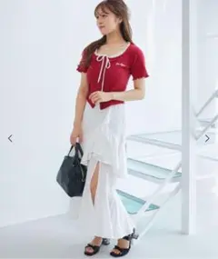 【値下げしました】マジェスティックレゴン　フリルデザインスリットスカート