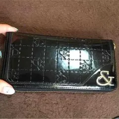 ピンダイ長財布