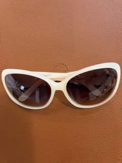 CHANEL サングラス 4112 ホワイト フラワーモチーフ - メルカリ